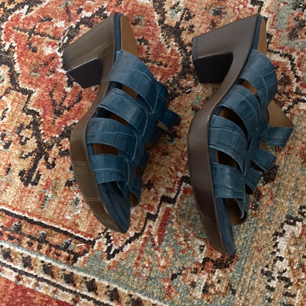 NWOT EASY SPIRIT SLIDE ON SANDALS, EVERMORET (Dark Ever Green) In original box - Picture 2 of 5